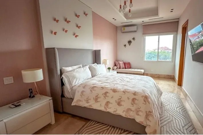 Se vende casa en Fairway Estates en Santa María, Santa María