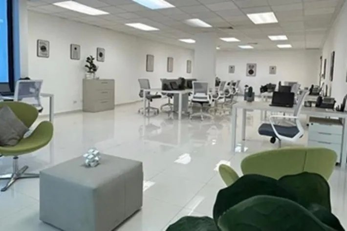 Alquiler de oficina amoblada en Calle 50, Panamá
