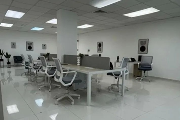 Alquiler de oficina amoblada en Calle 50, Panamá