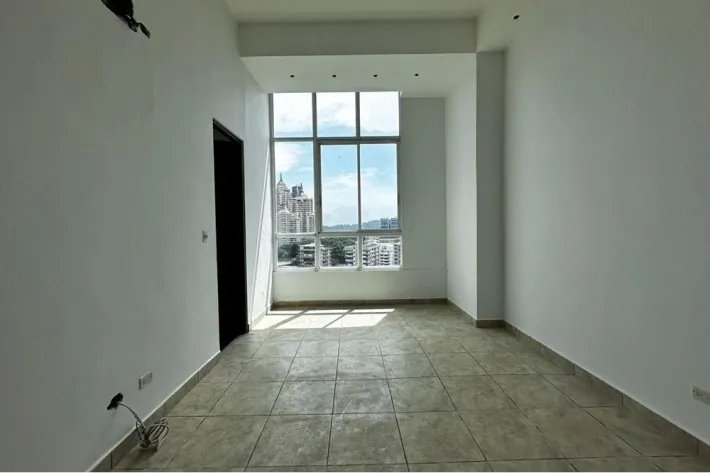 Venta de Penthouse Reposeído en Bella Vista, Panamá