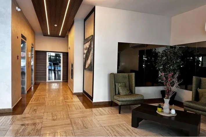 Venta de Penthouse Reposeído en Bella Vista, Panamá