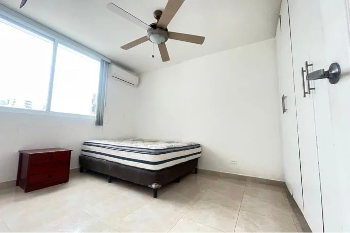 Apartamento en venta en Plaza Edison, Betania