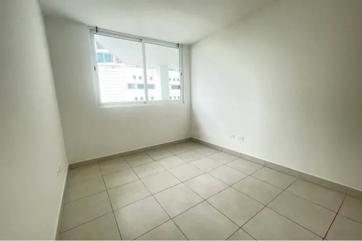Apartamento en venta en Plaza Edison, Betania