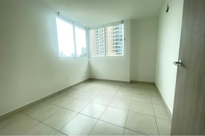 Apartamento en venta en Plaza Edison, Betania
