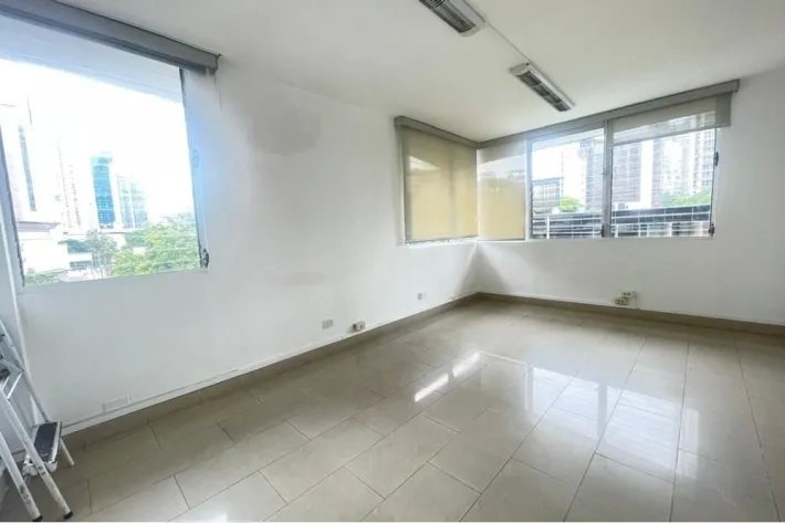 Alquiler de oficina en Área Bancaria, Obarrio