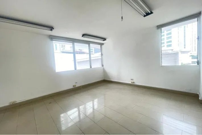 Alquiler de oficina en Área Bancaria, Obarrio