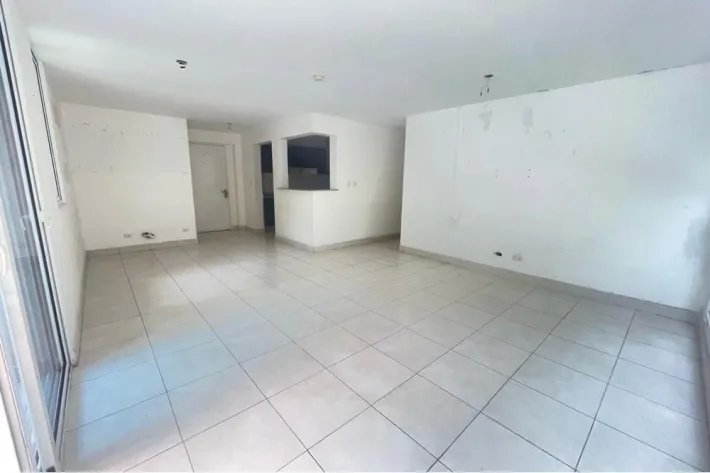 Venta de apartamento en Plaza Edison, Betania