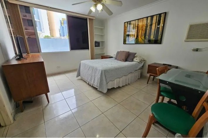 Alquiler de apartamento amoblado en PH Mar Plaza, Marbella, Panamá