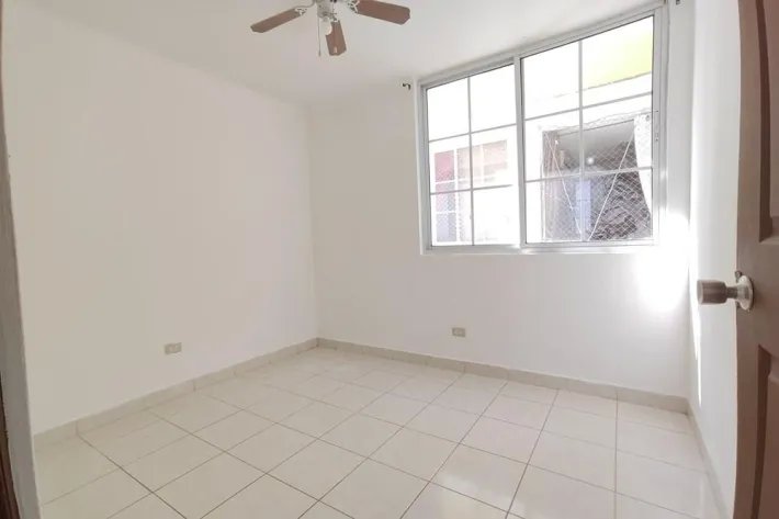 Apartment for sale in PH Mystic Hills, El Crisol