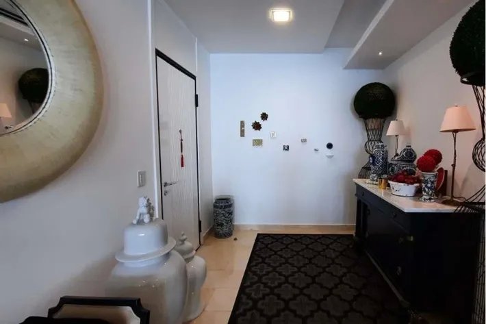 Junior Penthouse for sale in Balboa Avenue