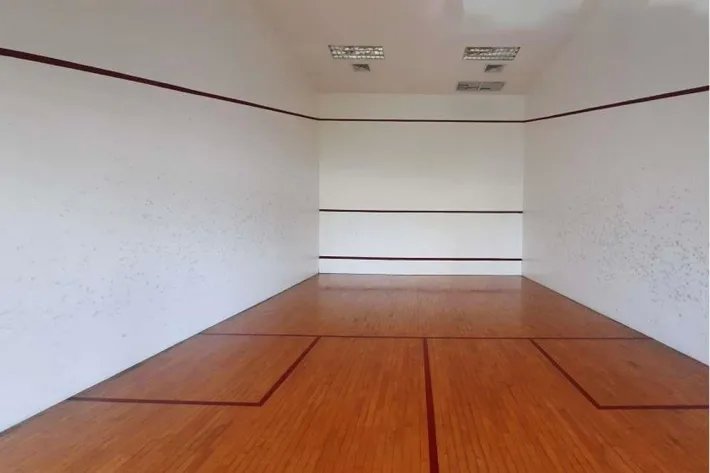 Junior Penthouse for sale in Balboa Avenue