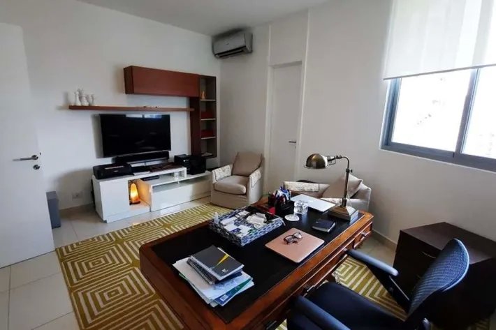 Junior Penthouse for sale in Balboa Avenue