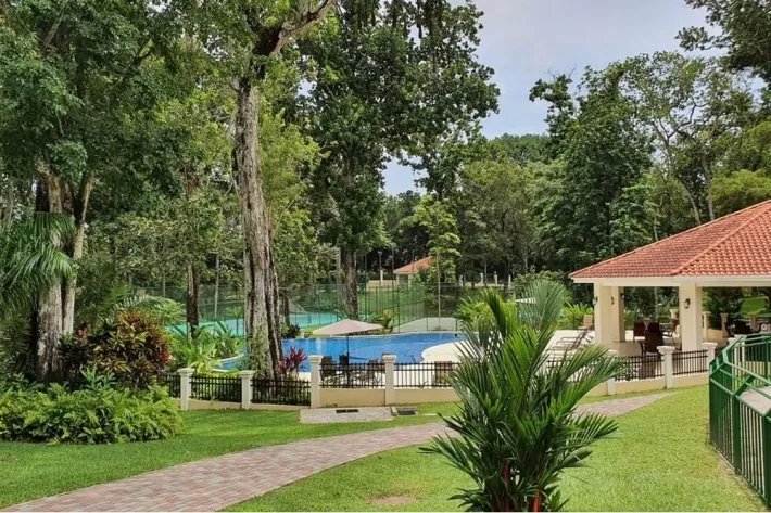 House for sale in Senderos, Clayton