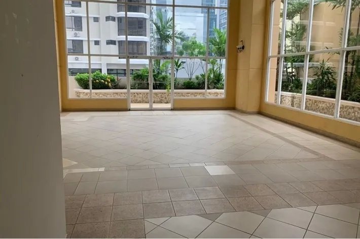 Venta de apartamento en Victoria Tower, Obarrio, Bella Vista, Panamá