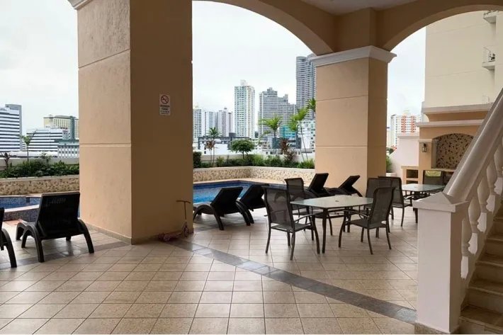 Venta de apartamento en Victoria Tower, Obarrio, Bella Vista, Panamá