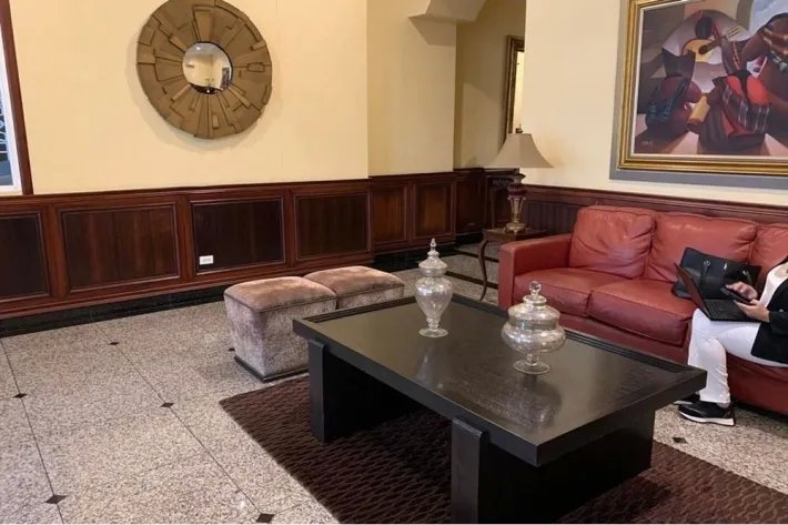 Venta de apartamento en Victoria Tower, Obarrio, Bella Vista, Panamá