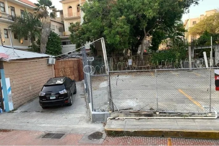 Commercial land for sale in Old Town, Panama