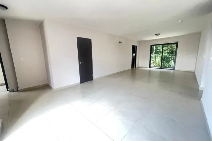 Apartment for sale in Clayton, Ancon