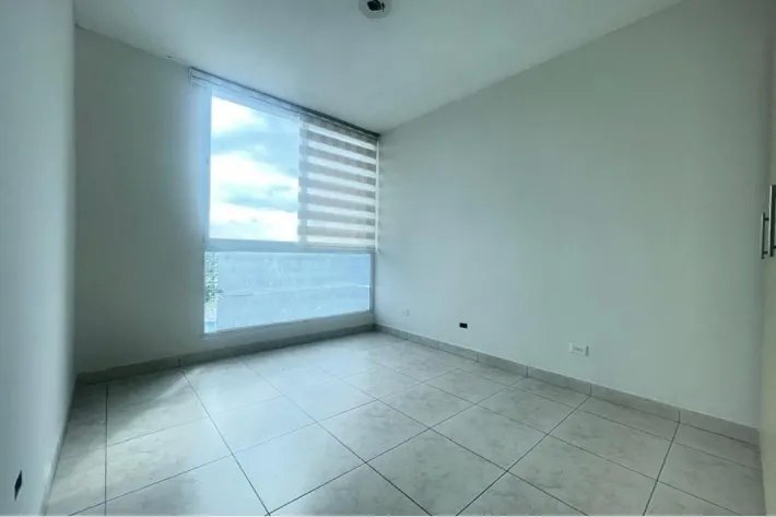 Venta de apartamento en Villa de las Fuentes, Betania
