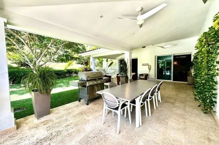 Venta de Villa en Bijao Beach Club  Residences