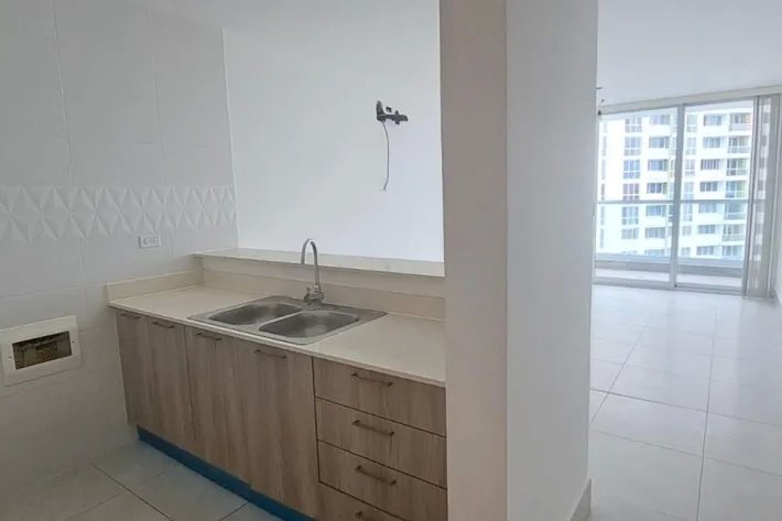 Venta de apartamento en Edison Park, Betania, Panamá