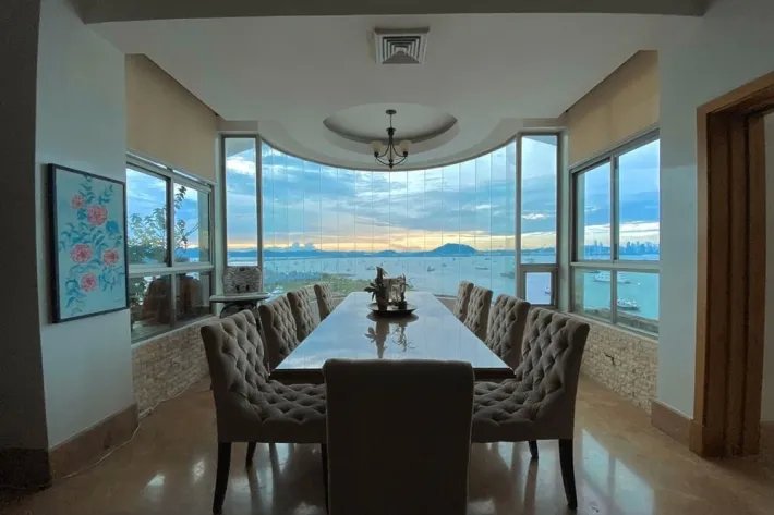 Se vende Penthouse en Causeway de Amador, Panamá
