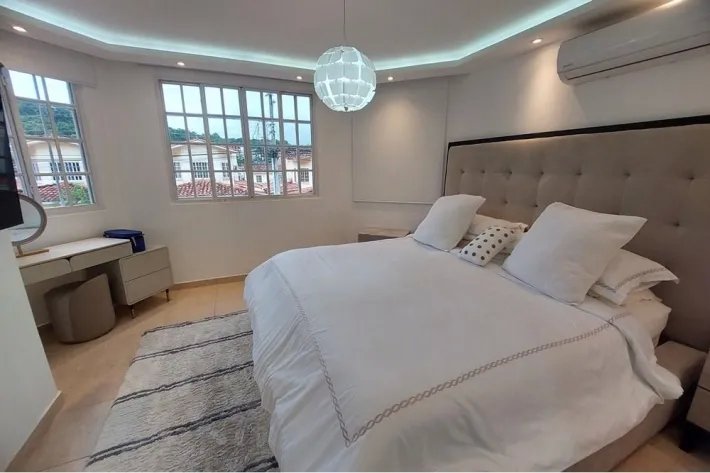 Venta de casa en Green Valley, Albrook
