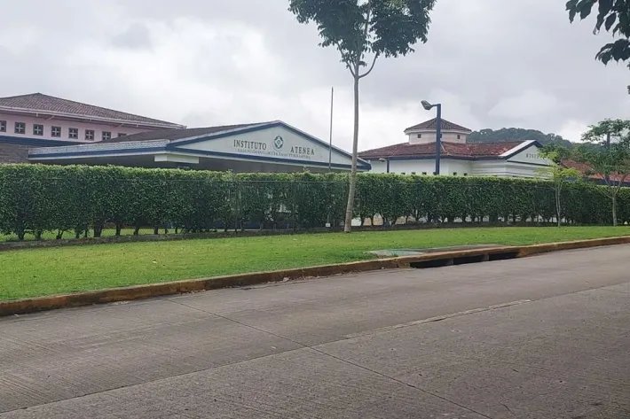 Venta de casa en Green Valley, Albrook