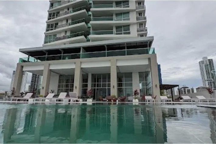 Venta de apartamento PH Costanera, Bella Vista