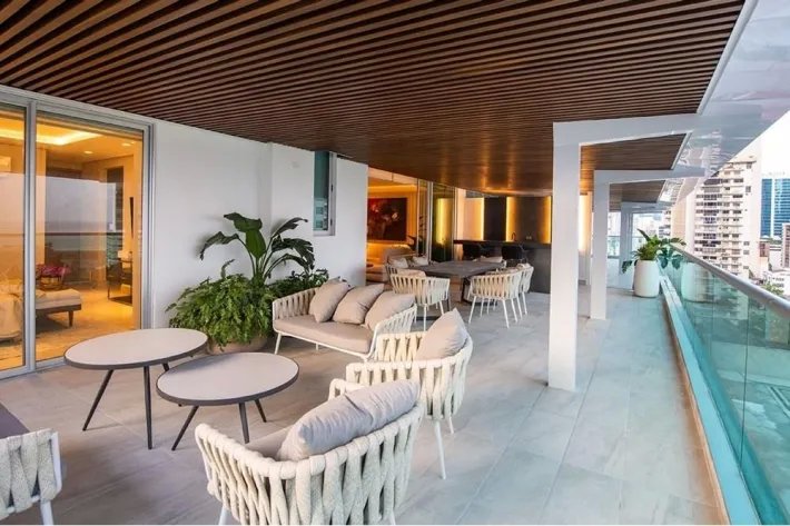 Venta de apartamento PH Costanera, Bella Vista
