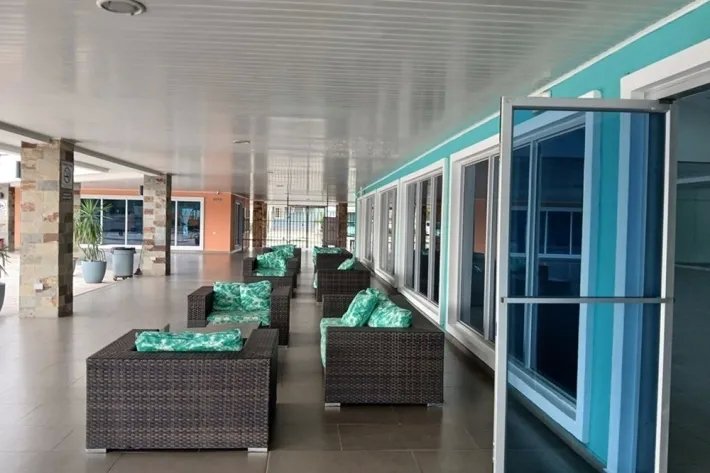 Venta de casa en conjunto cerrado en Brisas del Golf, Panamá