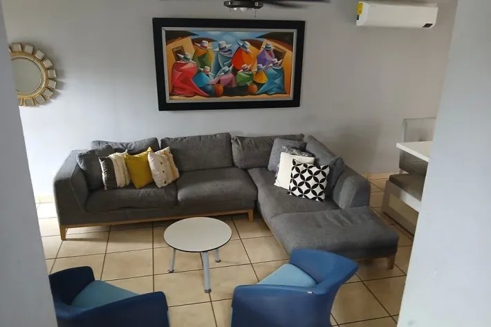 Venta de casa en conjunto cerrado en Brisas del Golf, Panamá