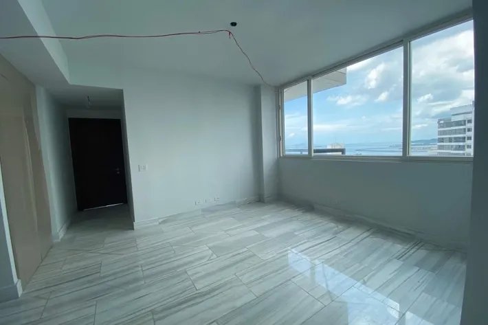 Venta de apartamento en The Towers Luxury Residences, Punta Paitilla