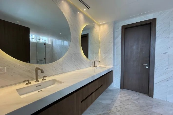 Venta de apartamento en The Towers Luxury Residences, Punta Paitilla