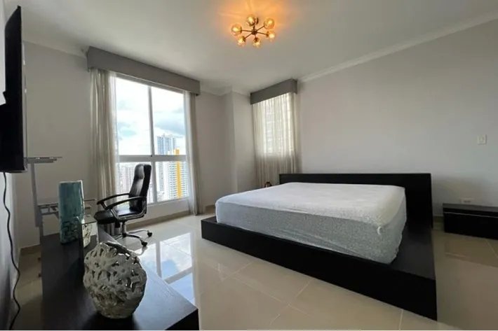 Venta de apartamento con vista al mar en San Francisco, Panamá