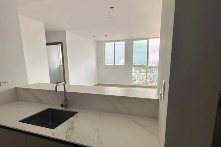 Venta de apartamento PH Center Point Tower, 12 de octubre