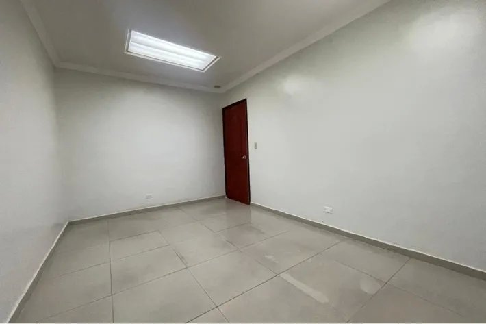 Office for sale on Avenida Balboa, Panama