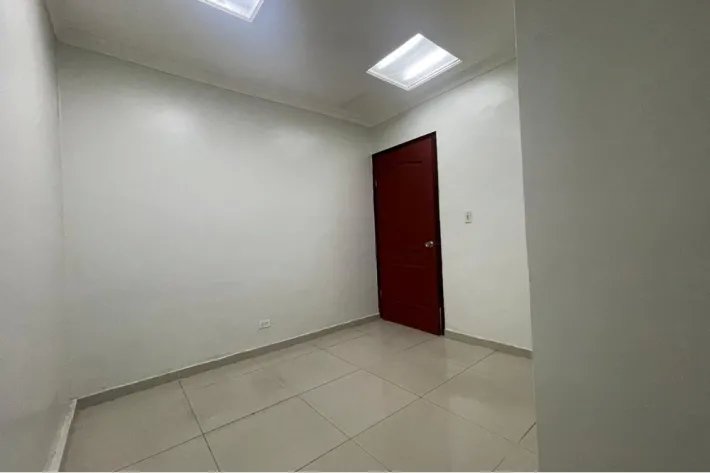 Office for sale on Avenida Balboa, Panama