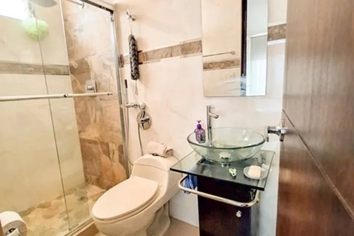 Venta de céntrico apartamento en Carrasquilla, San Francisco