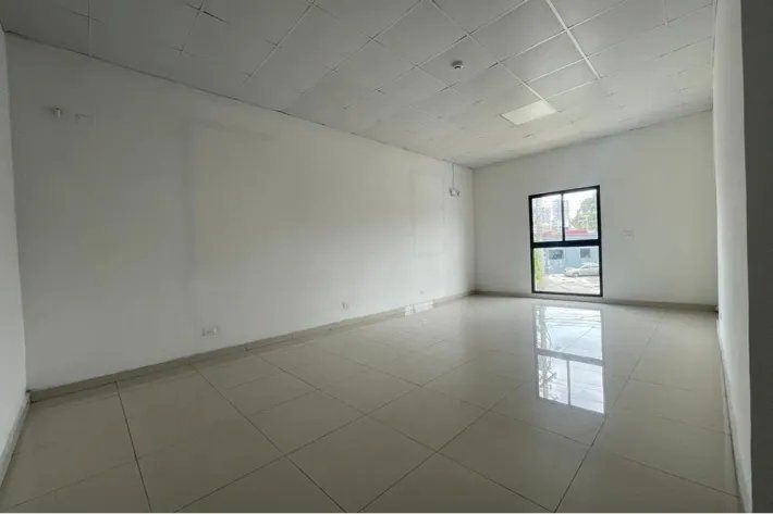 Commercial space for sale in Avenida Ernesto T. Lefevre, Panama City