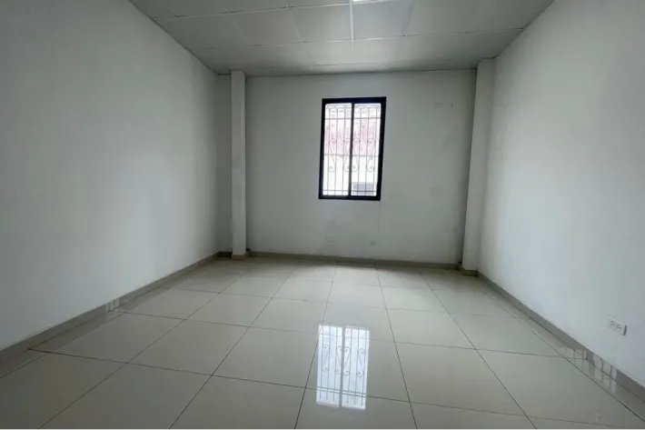 Commercial space for sale in Avenida Ernesto T. Lefevre, Panama City