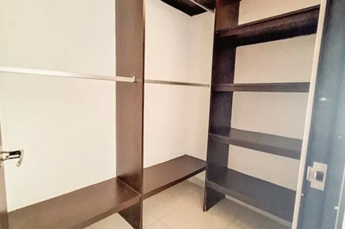 Venta de céntrico apartamento en Avenida Tumba Muerto, Panamá