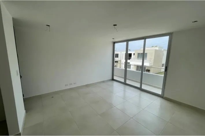 Venta de casa de dos plantas, PH Villa Sur, Costa Sur