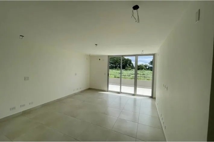 Venta de casa de dos plantas, PH Villa Sur, Costa Sur