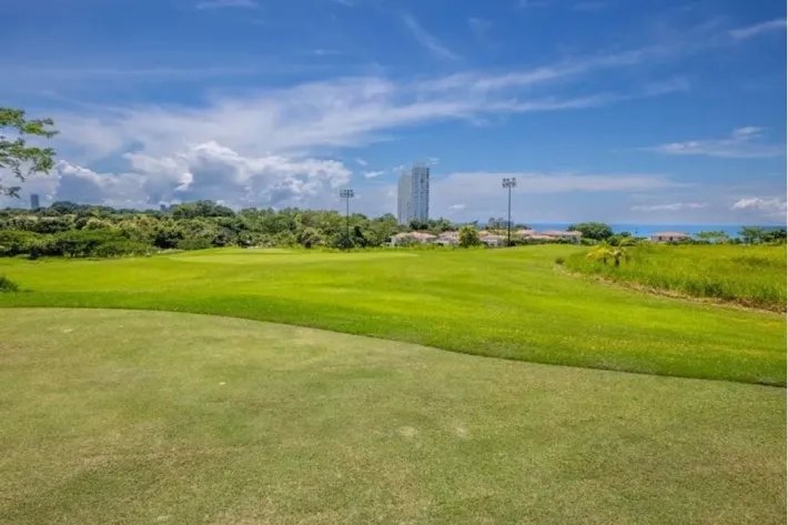 Apartment for sale in San Carlos, West Panama