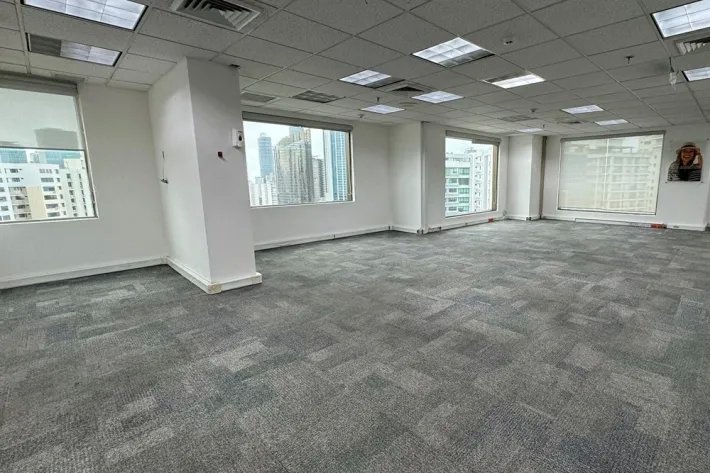 Venta oficina en Torre World Trade Center, Marbella