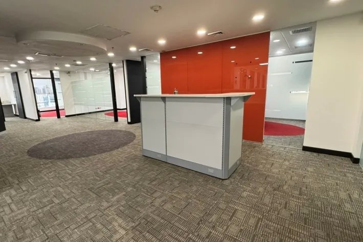 Venta oficina en Torre World Trade Center, Marbella