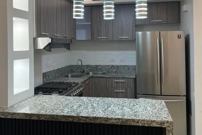 Furnished apartment for rent, PH Greenwood Towers, El Bosque