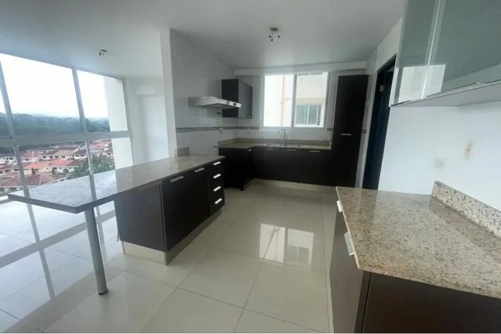 Apartment for sale in Ancon, Panama