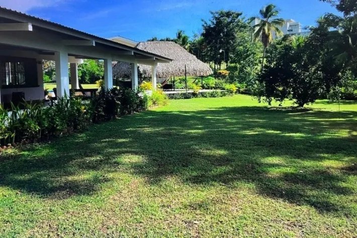 Se alquila casa en San Carlos, Panamá Oeste